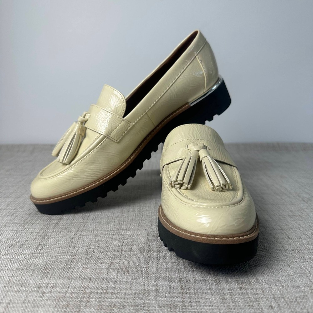 Franco Sarto Carolynn Cream Patent Tassel Lug Sole Loafers Women's 8M